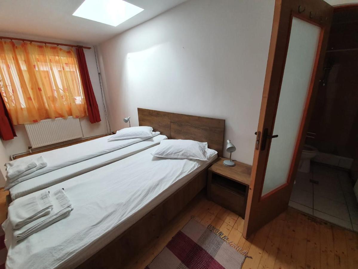 فندق Casa Terezia براشوف المظهر الخارجي الصورة